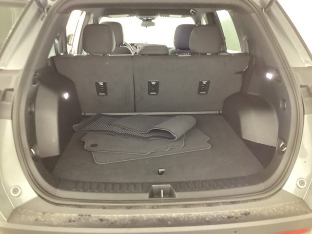 Used 2026 Chevrolet Equinox LT AWD/4WD image 24
