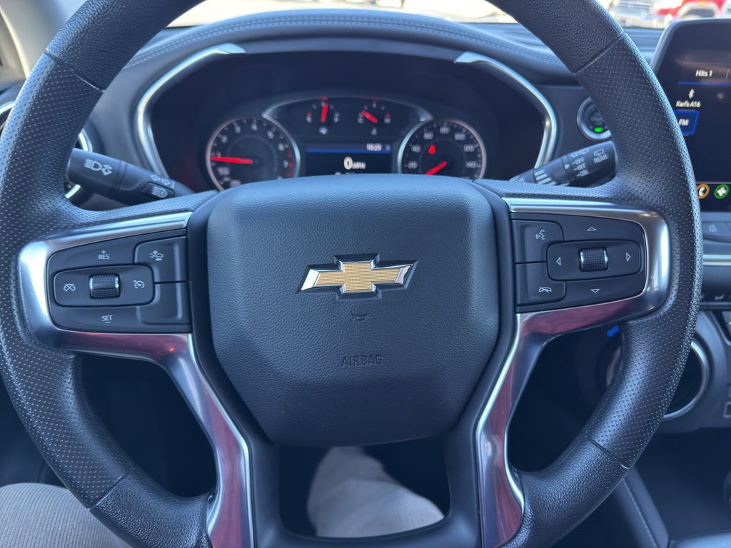 Used 2025 Chevrolet Blazer LT image 14