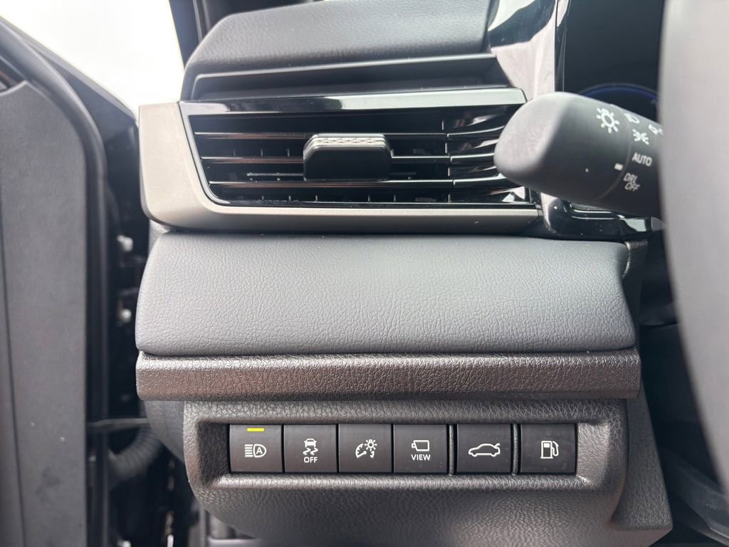 Used 2025 Toyota Camry XSE w/ Premium Plus Package FWD image 23