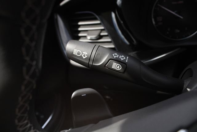 Used 2023 Buick Envision Preferred FWD image 11