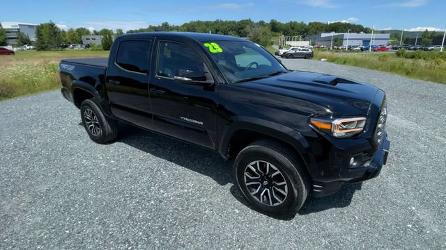 Certified 2023 Toyota Tacoma TRD Sport w/ Technology Package AWD/4WD image 2