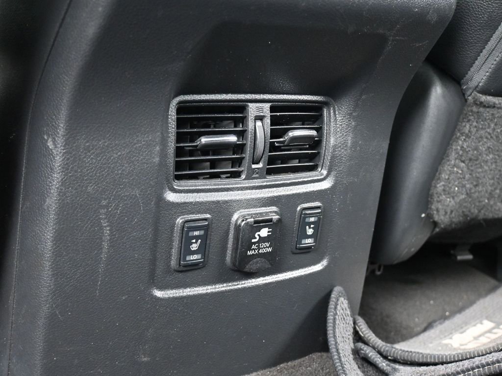 Used 2018 Nissan Titan PRO-4X w/ Pro-4x Convenience Package image 41