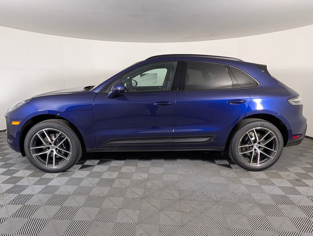 New 2026 Porsche Macan image 2