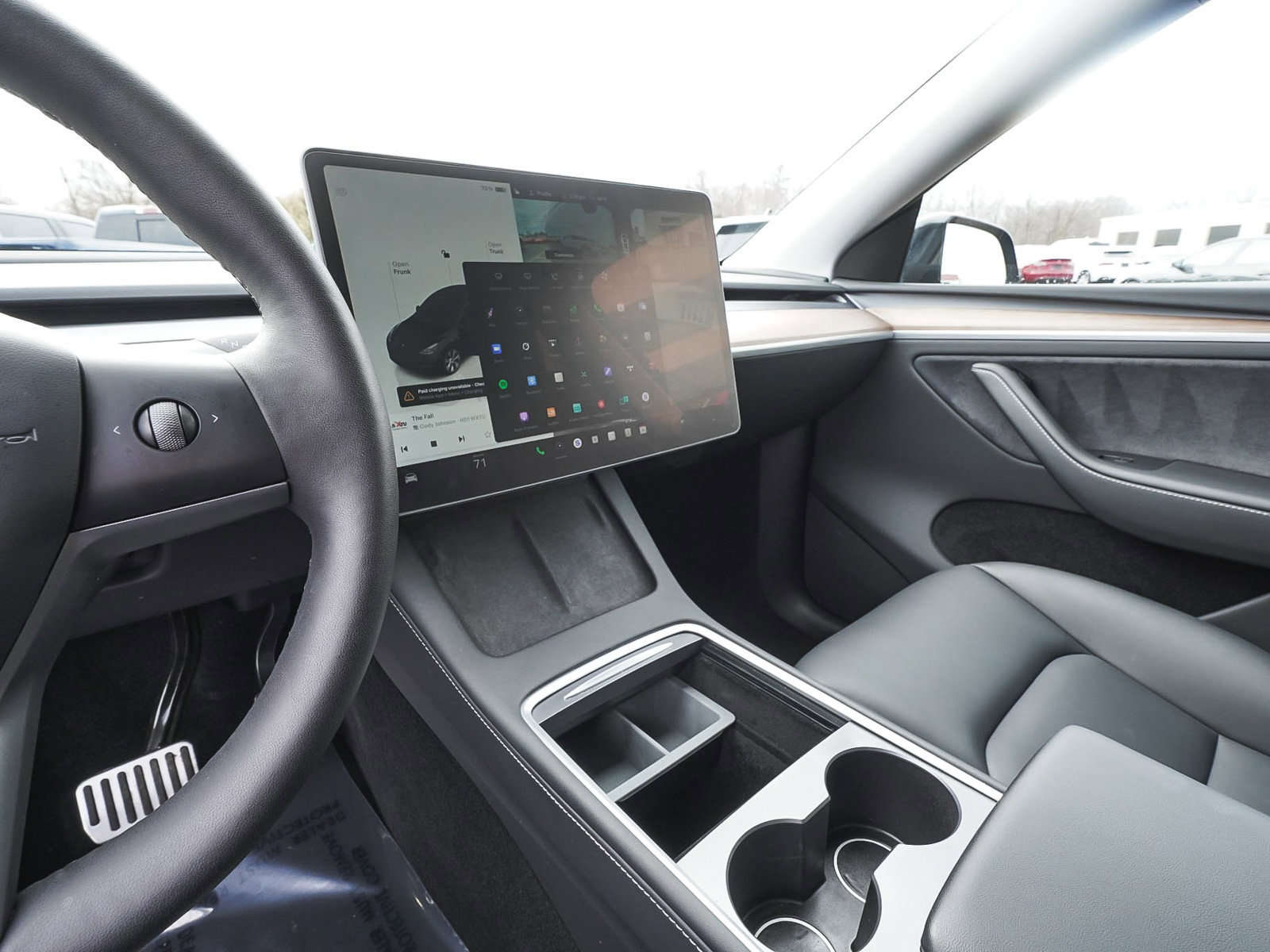 Used 2024 Tesla Model Y Long Range image 16