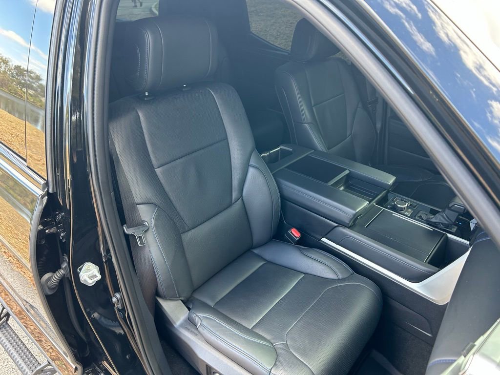 Used 2024 Toyota Tundra Platinum w/ TRD Off-Road Package image 15