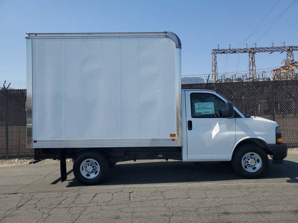 New 2025 Chevrolet Express 3500 w/ Power Convenience Package RWD image 2