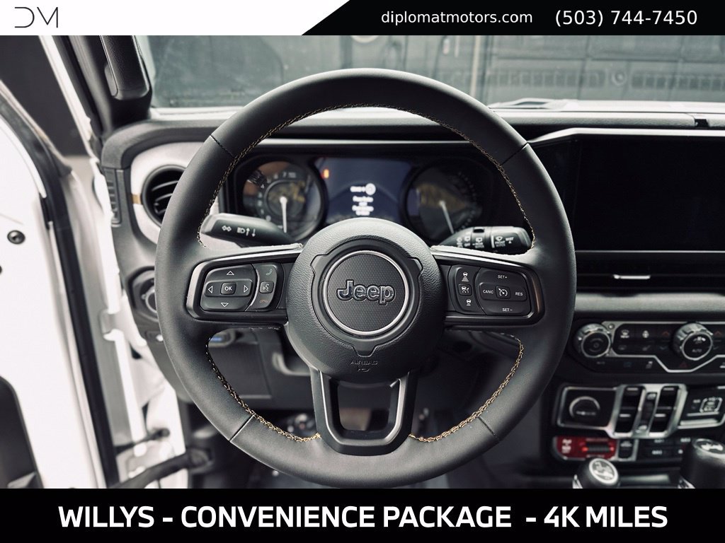 Used 2024 Jeep Wrangler Unlimited AWD/4WD image 29