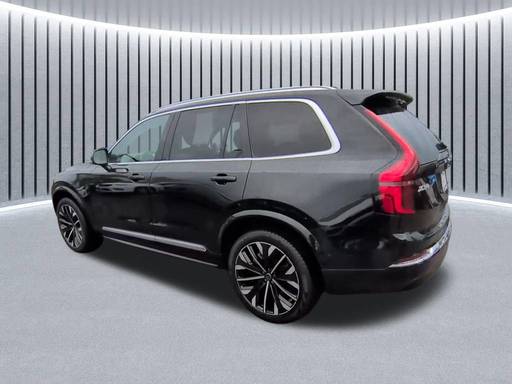 Used 2025 Volvo XC90 B5 Plus AWD/4WD image 8