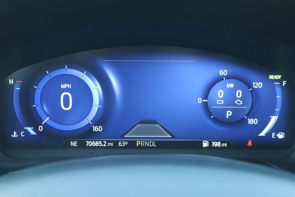 Used 2020 Ford Escape Titanium image 33