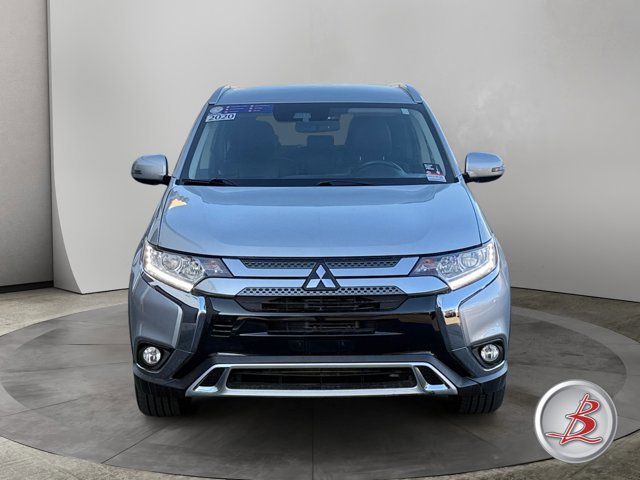 Used 2020 Mitsubishi Outlander SEL image 2