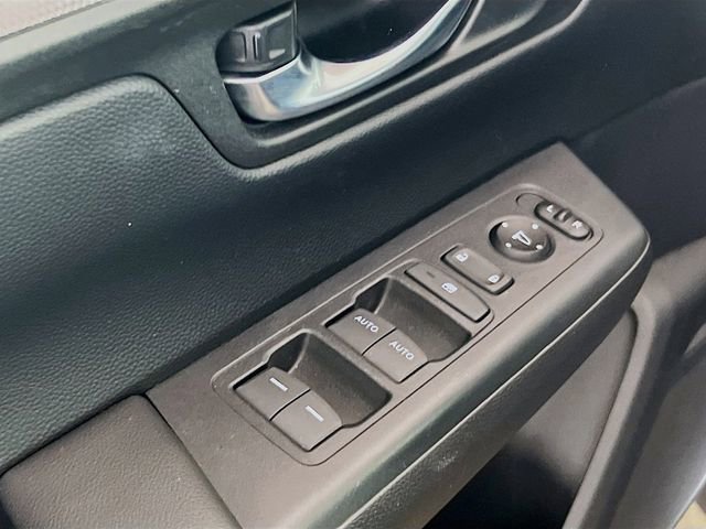 Used 2024 Honda CR-V Sport image 16
