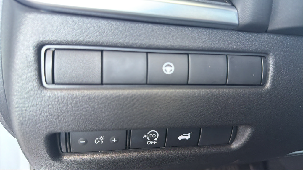 New 2026 Nissan Rogue SV AWD/4WD image 21