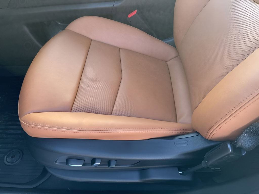 Certified 2025 Cadillac XT5 Premium Luxury w/ Technology Package image 17