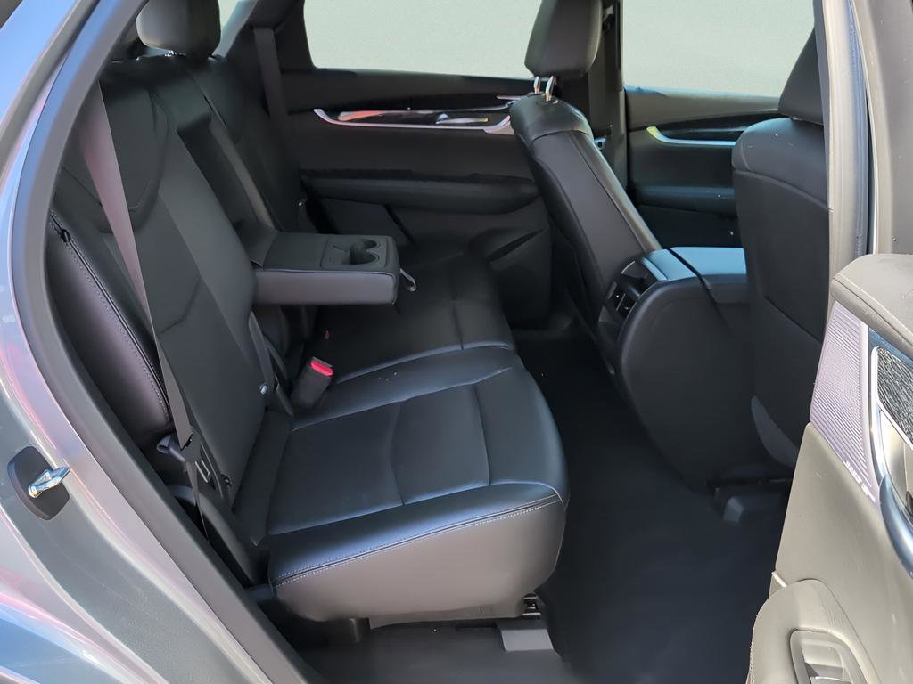 Used 2023 Cadillac XT5 Premium Luxury image 34
