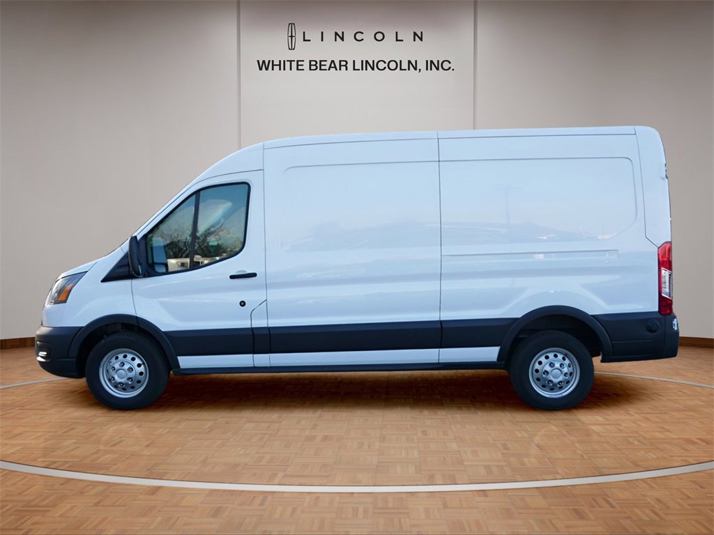 Used 2024 Ford Transit 150 148 Medium Roof AWD image 4