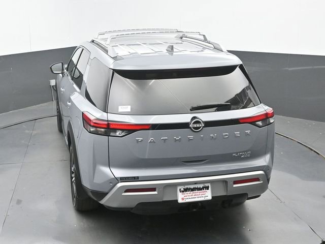 Used 2025 Nissan Pathfinder Platinum AWD/4WD image 31