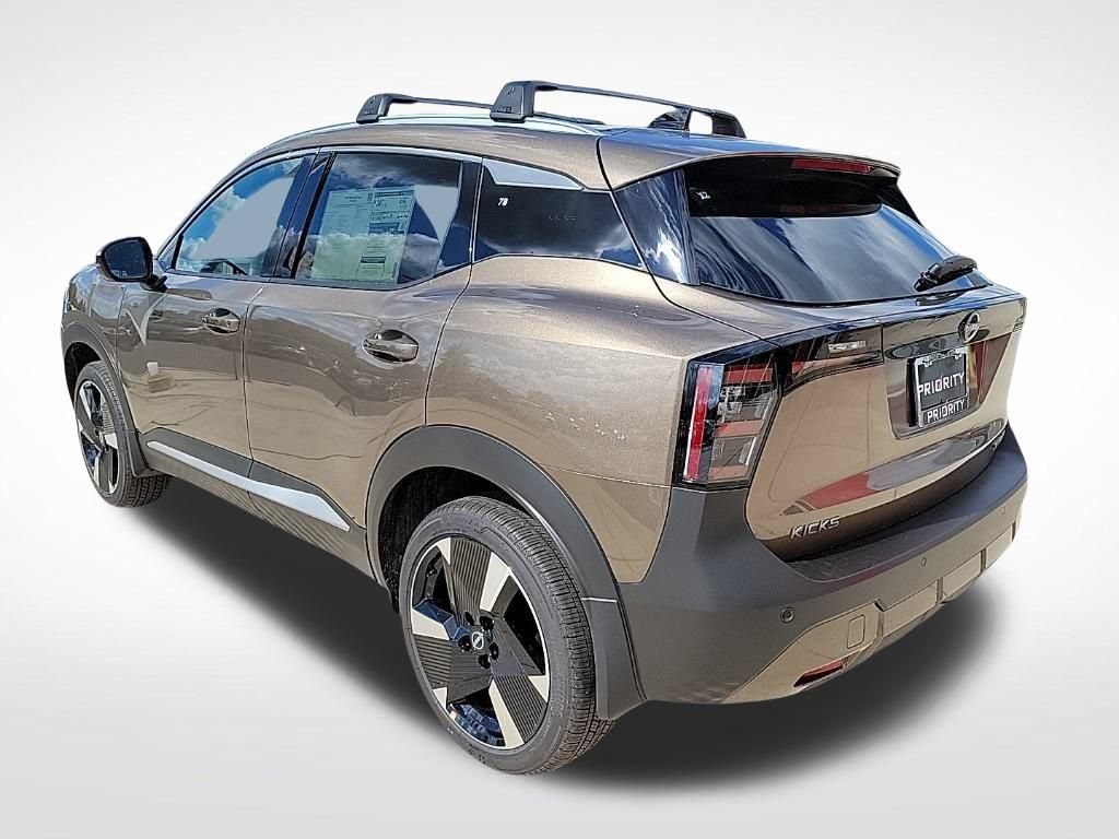 New 2026 Nissan Kicks SR w/ Cold Weather Package AWD/4WD image 3
