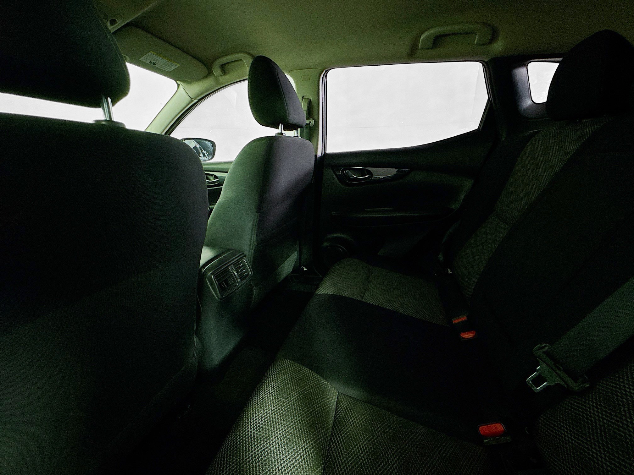 Used 2021 Nissan Rogue Sport SV FWD image 23