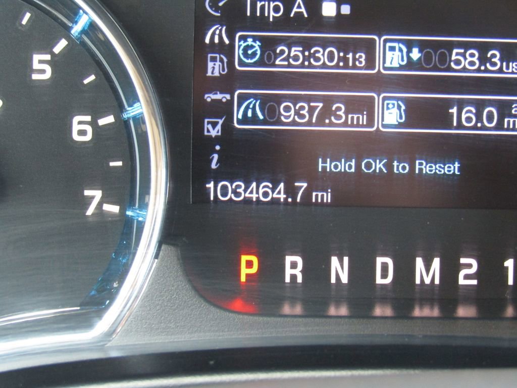 Used 2014 Ford F150 Lariat w/ Lariat Chrome Package image 24