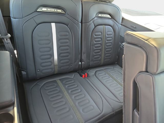 Used 2024 Rivian R1S Adventure image 16