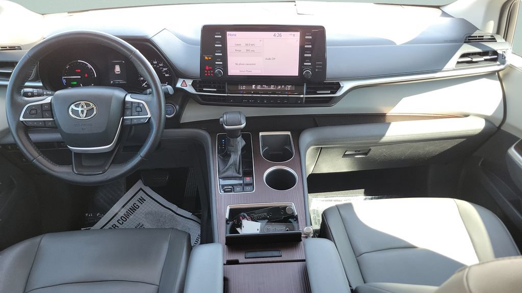 Certified 2021 Toyota Sienna XLE FWD image 13