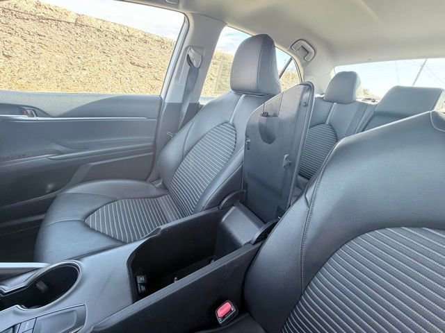 Used 2023 Toyota Camry SE image 18