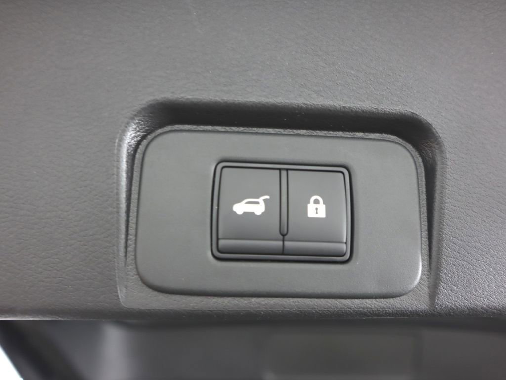 New 2026 Nissan Rogue SV AWD/4WD image 30