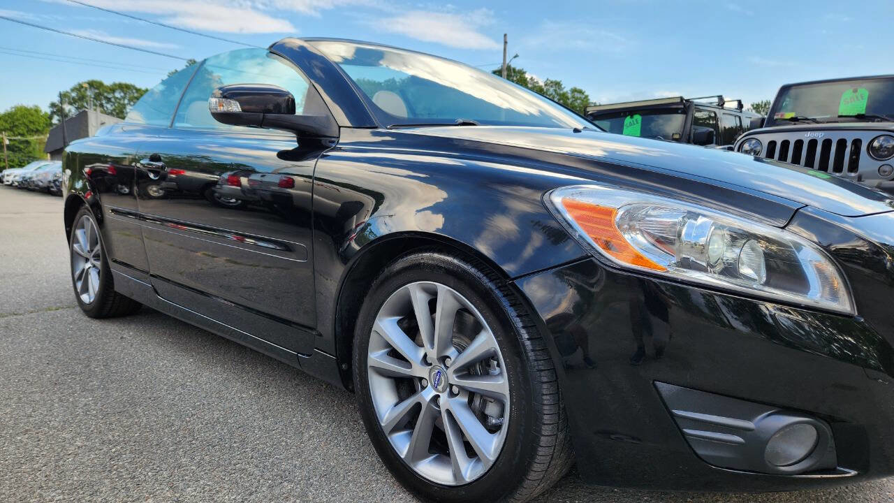 Used 2012 Volvo C70 T5 w/ Climate Pkg image 19