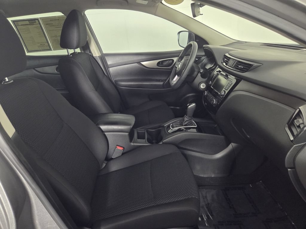 Used 2020 Nissan Rogue Sport S FWD image 31