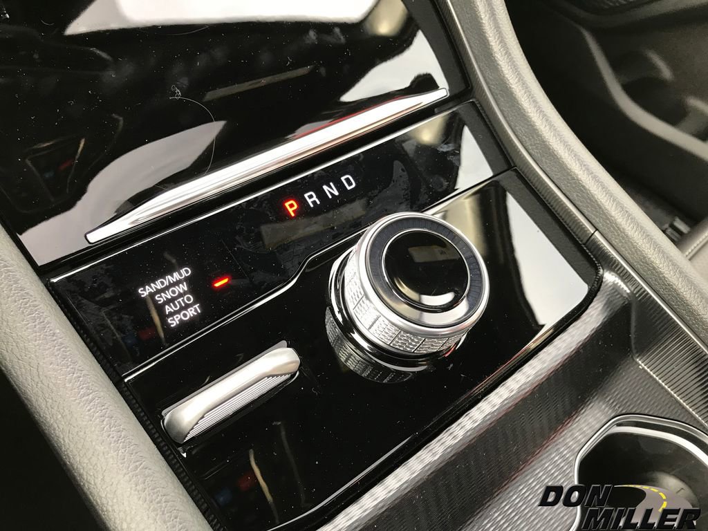 New 2025 Jeep Grand Cherokee Limited w/ Luxury Tech Group II image 25