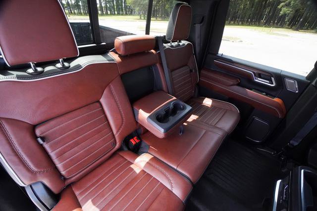 Used 2024 GMC Sierra 2500 Denali Ultimate image 32