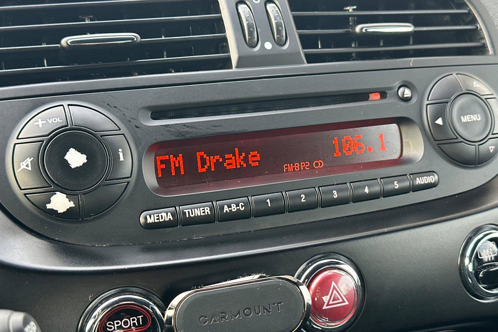 Used 2015 FIAT 500 Sport w/ Sport Appearance Group image 17