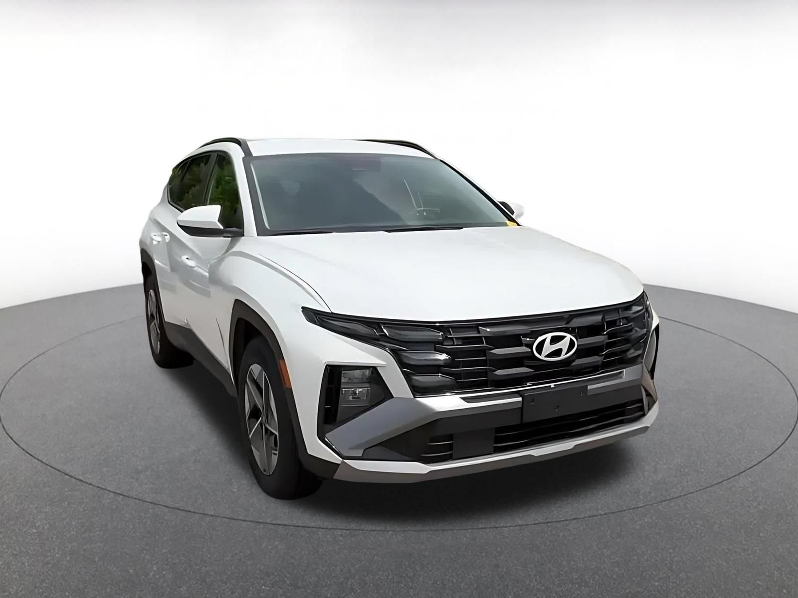 Used 2025 Hyundai Tucson SEL FWD image 3