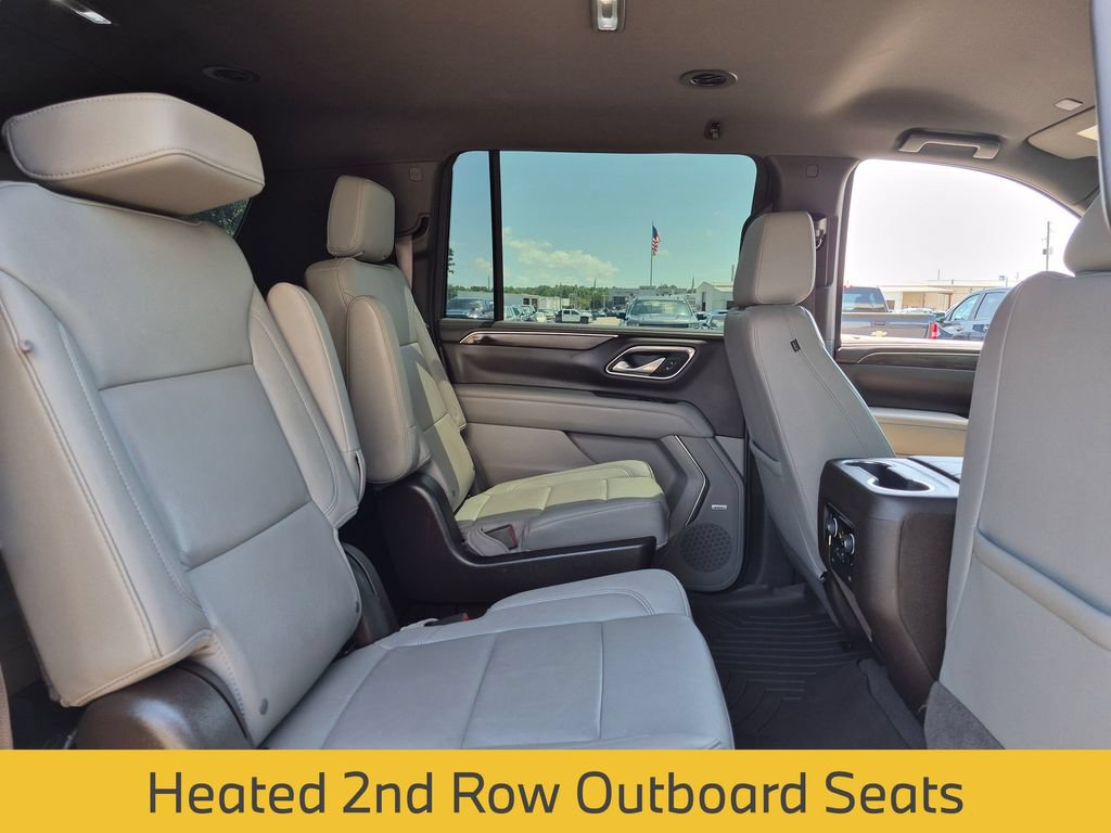 Used 2023 Chevrolet Suburban Z71 w/ Luxury Package AWD/4WD image 33