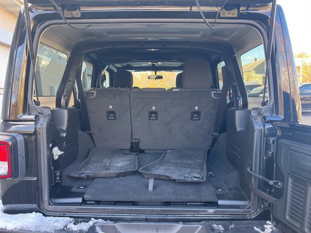 Used 2023 Jeep Wrangler Unlimited Sport image 17