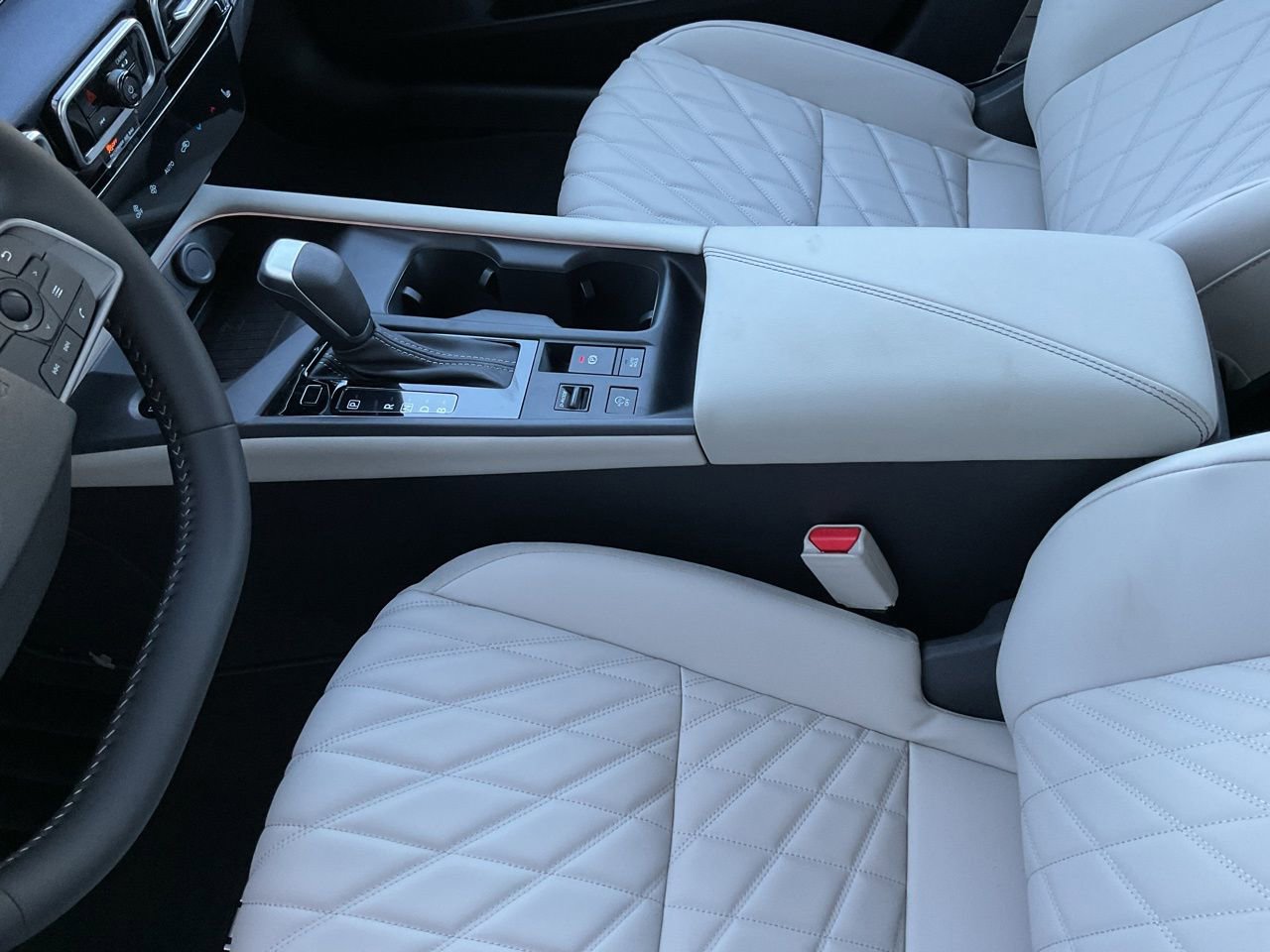 New 2026 Nissan Sentra SL w/ Floor Mat Package image 35