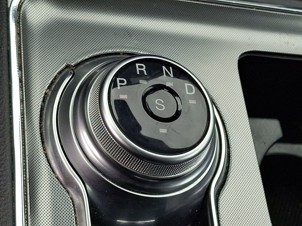 Used 2024 Ford Edge Titanium image 27