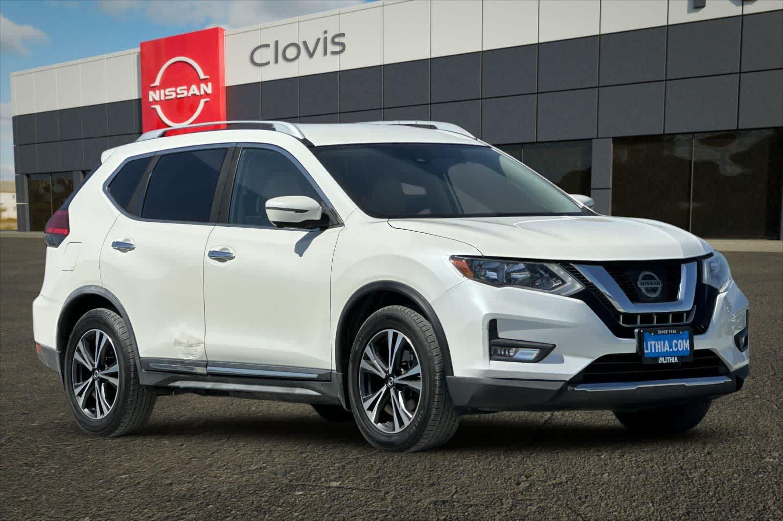 Used 2017 Nissan Rogue SL FWD image 10