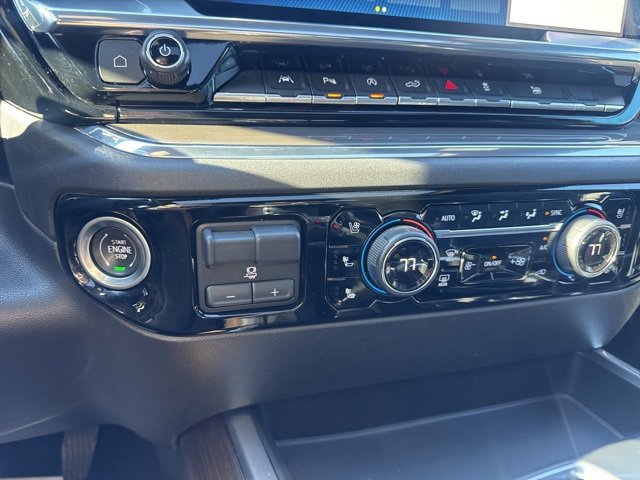 Used 2023 Chevrolet Silverado 1500 High Country w/ Technology Package image 23