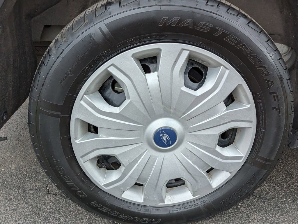 Used 2020 Ford Transit Connect XL image 21