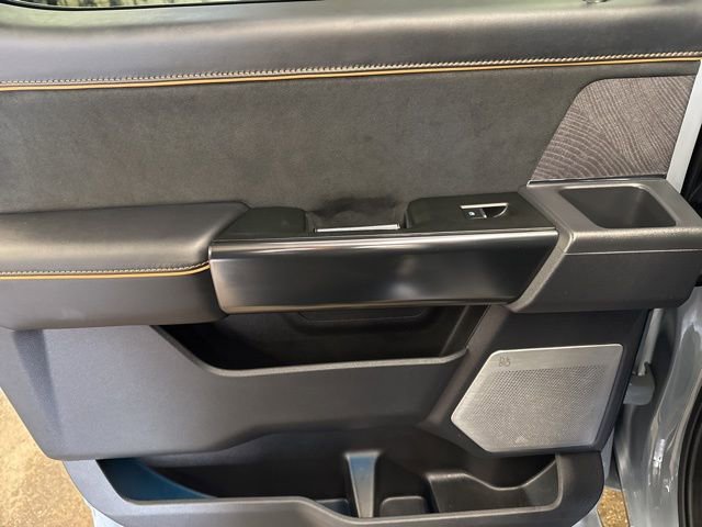 Used 2024 Ford F350 Platinum w/ Tremor Off-Road Package image 22