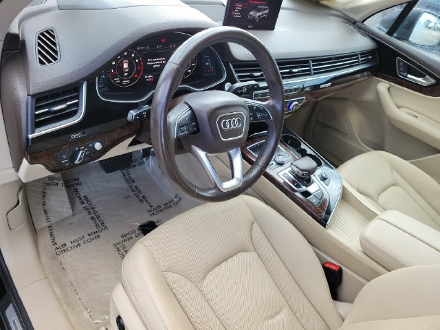 Used 2019 Audi Q7 3.0T Prestige w/ Prestige Package AWD/4WD image 18