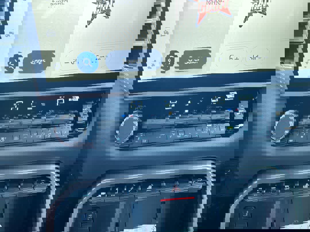 New 2026 Toyota Tundra Platinum image 18