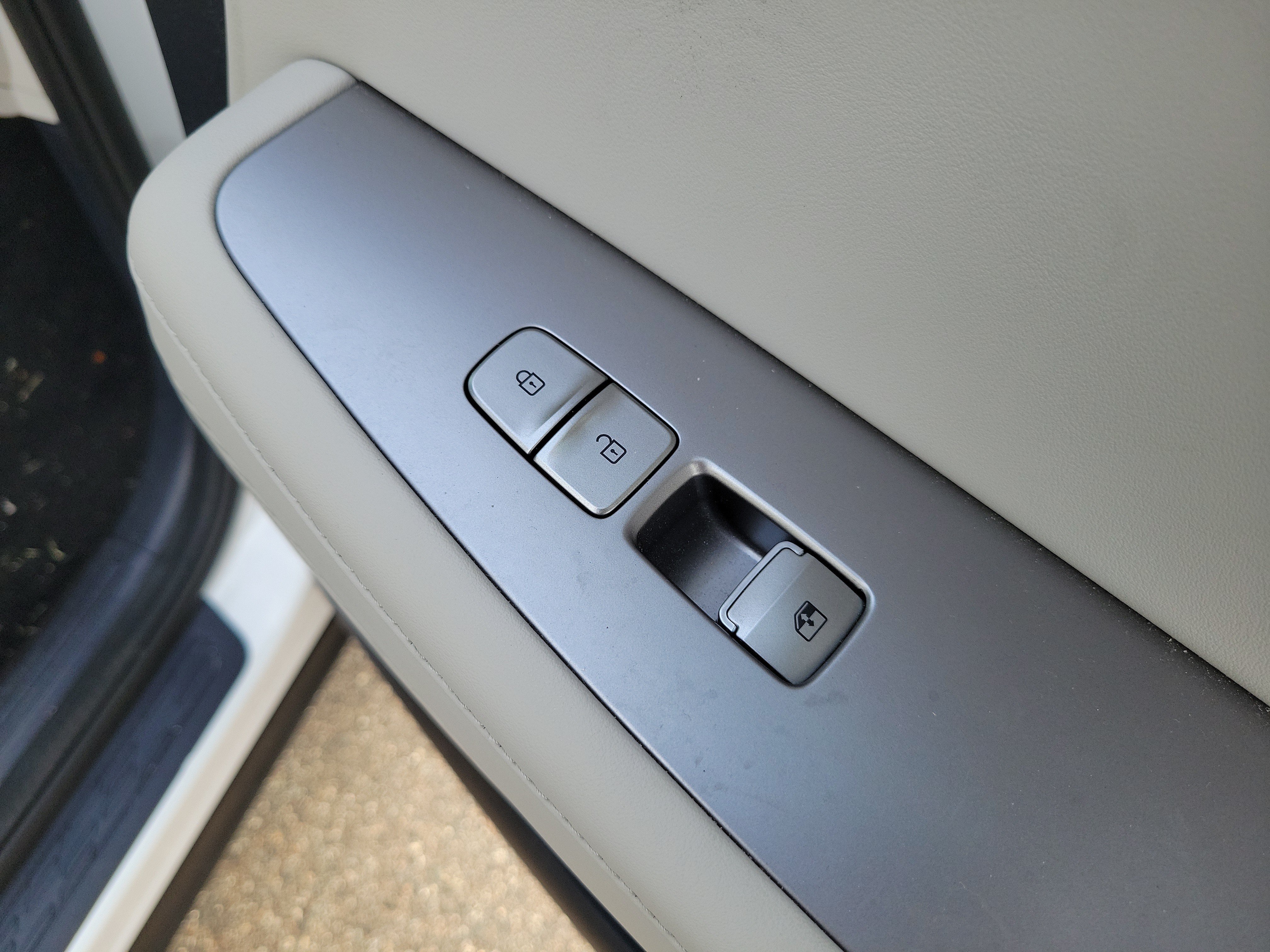 Used 2021 Hyundai Palisade SEL w/ Premium Package FWD image 11