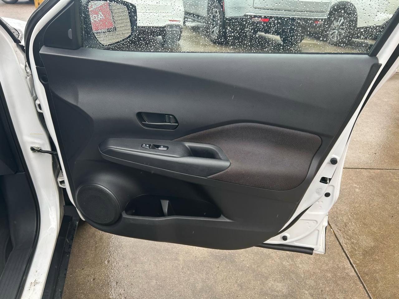 Used 2020 Nissan Kicks S FWD image 16
