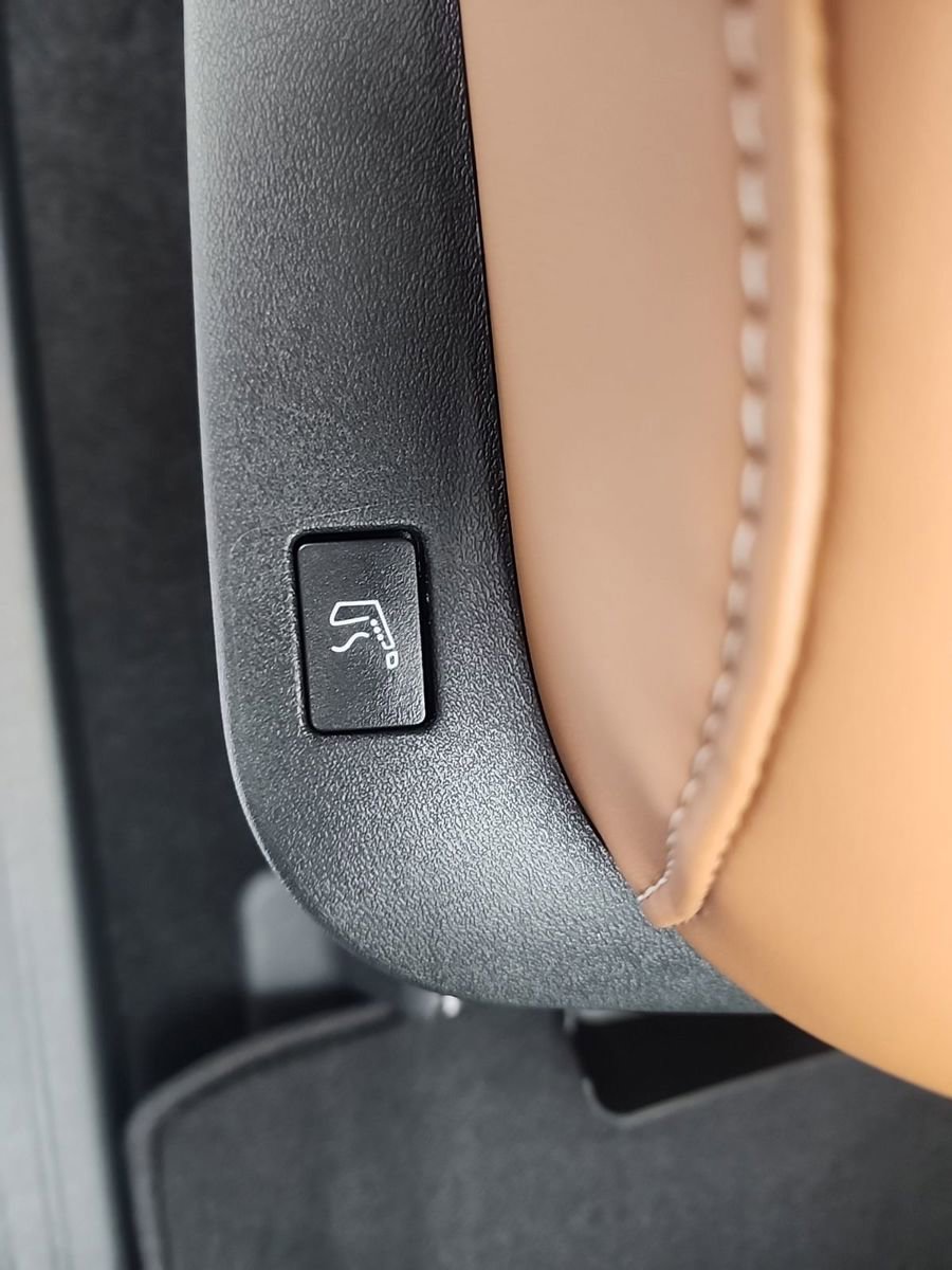 New 2026 INFINITI QX60 Autograph w/ Dark Cargo Package image 11