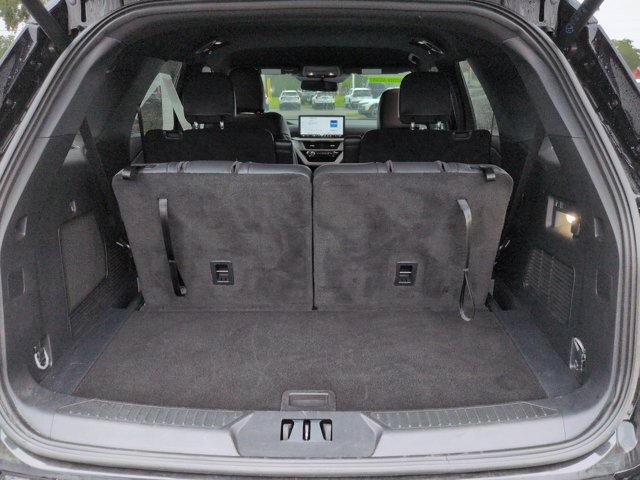 Used 2026 Ford Explorer ST-Line w/ ST-Line Street Pack RWD image 12