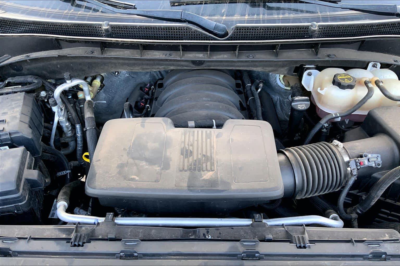 Used 2024 GMC Yukon XL AT4 w/ AT4 Premium Plus Package AWD/4WD image 63