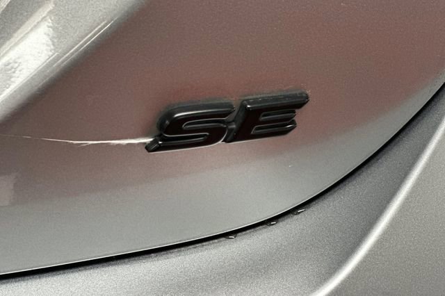 Used 2022 Toyota Camry SE image 33