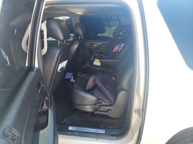 Used 2013 GMC Yukon XL Denali image 12